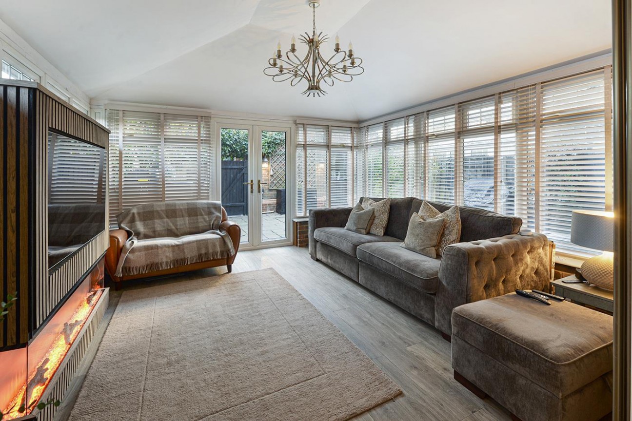 Braeburn Way, Kings Hill