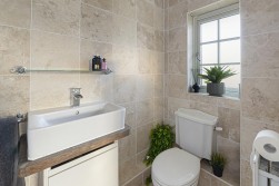 Braeburn Way, Kings Hill