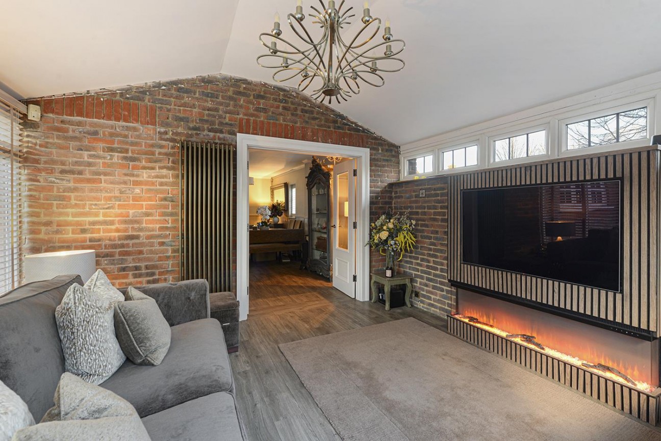 Braeburn Way, Kings Hill