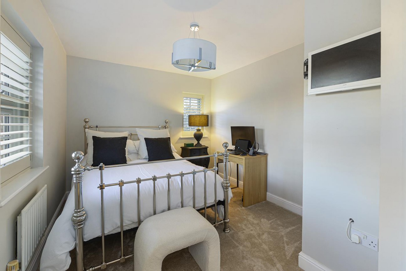 Braeburn Way, Kings Hill