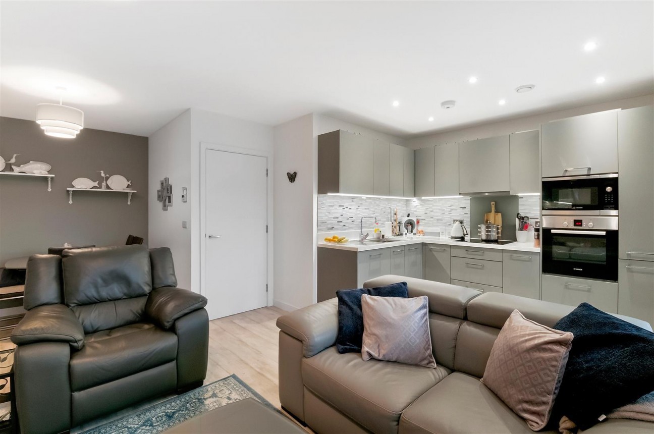 Wingate Close, Holbough Lakes