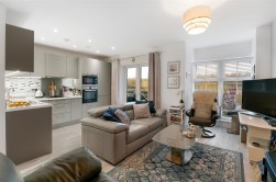 Wingate Close, Holbough Lakes