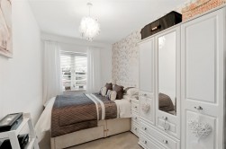 Wingate Close, Holbough Lakes