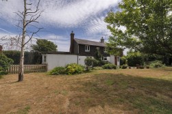 Queen Street, Paddock Wood