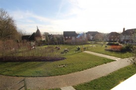 15 Emerald Walk, Kings Hill, ME19 4FY