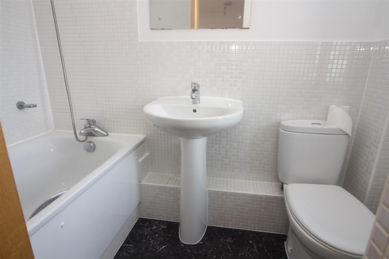 15 Emerald Walk, Kings Hill, ME19 4FY