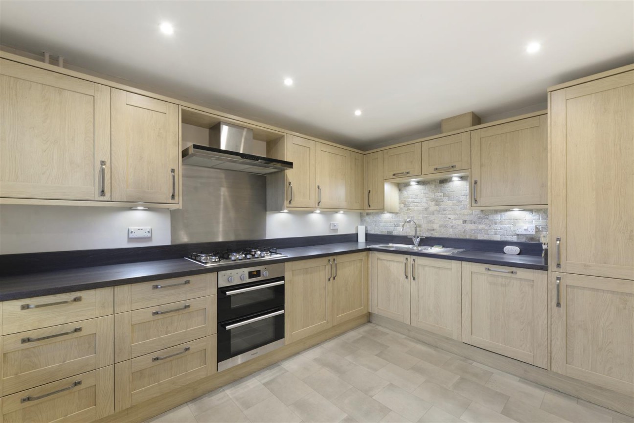 Winston Avenue, Kings Hill