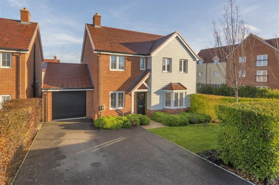 Dumbrell Drive, Paddock Wood, Tonbridge