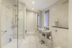 Gibson Drive, Kings Hill, West Malling