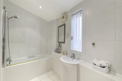 Gibson Drive, Kings Hill, West Malling