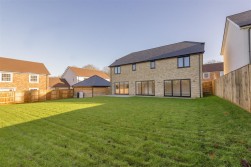 Barfield Gardens, Offham, West Malling