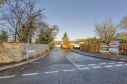 Barfield Gardens, Offham, West Malling