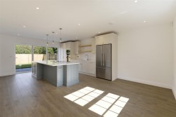 Barfield Gardens, Offham