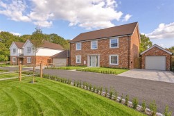 Barfield Gardens, Offham, West Malling