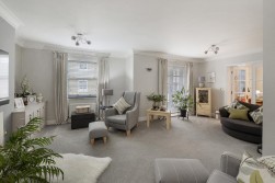 Greensleeves Way, Kings Hill, West Malling