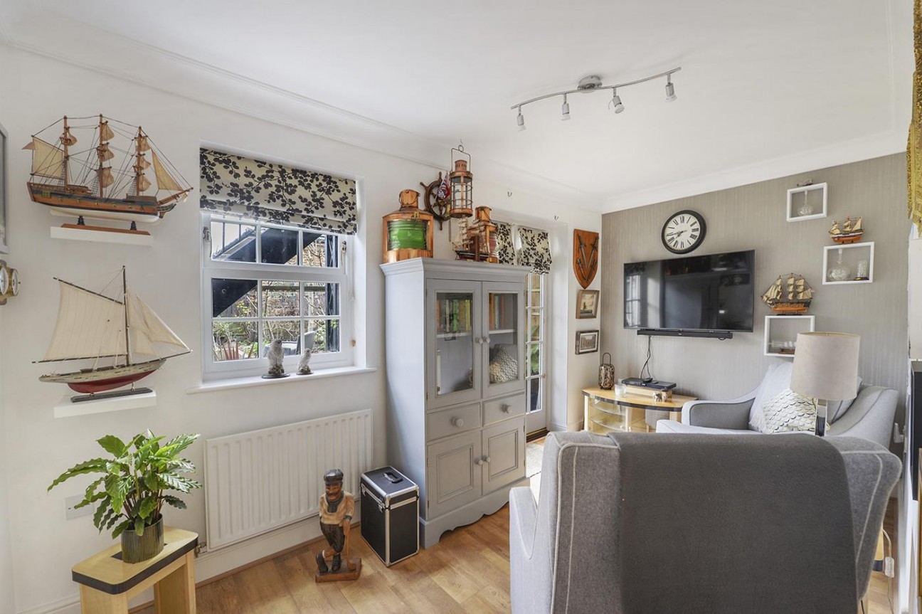 Greensleeves Way, Kings Hill, West Malling