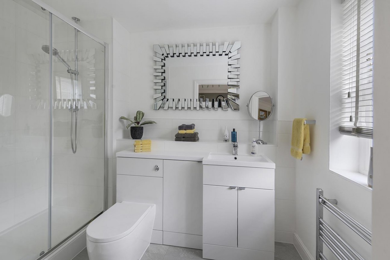 Greensleeves Way, Kings Hill, West Malling