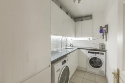 Greensleeves Way, Kings Hill, West Malling