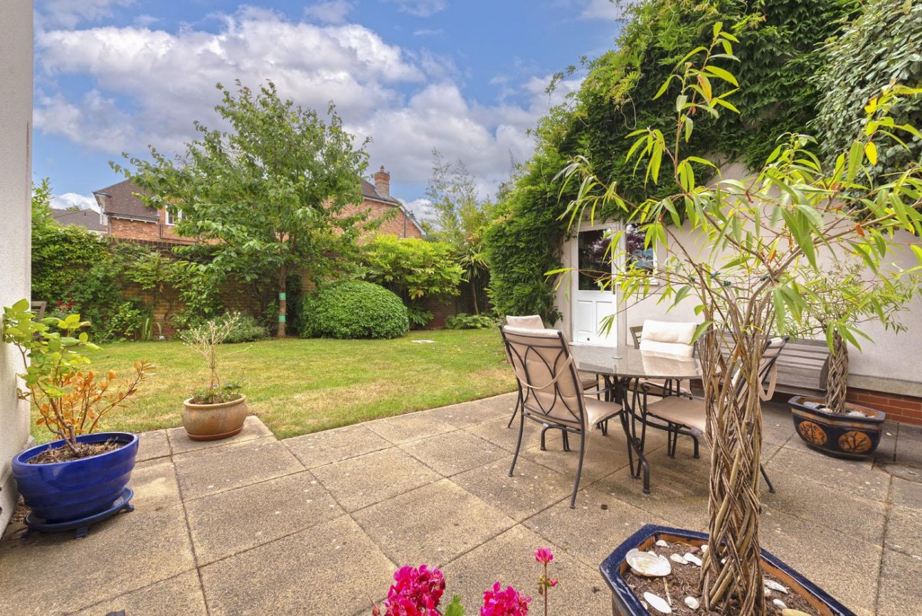 Alton Avenue, Kings Hill, ME19 4ES