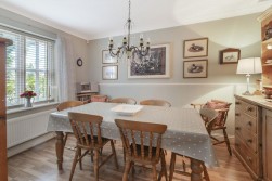 Alton Avenue, Kings Hill, ME19 4ES