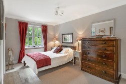 Alton Avenue, Kings Hill, ME19 4ES