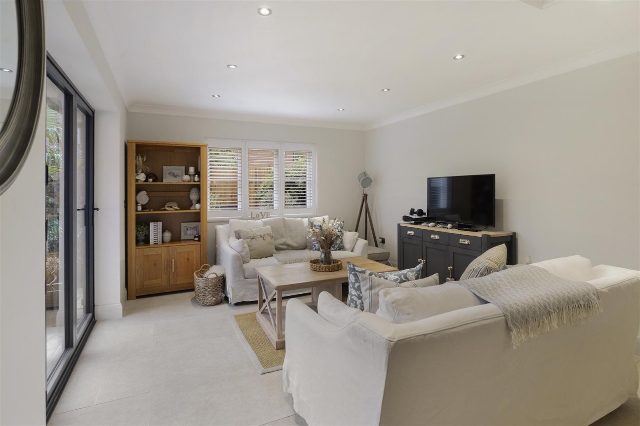 Redwell Grove, Kings Hill, ME19 4BU