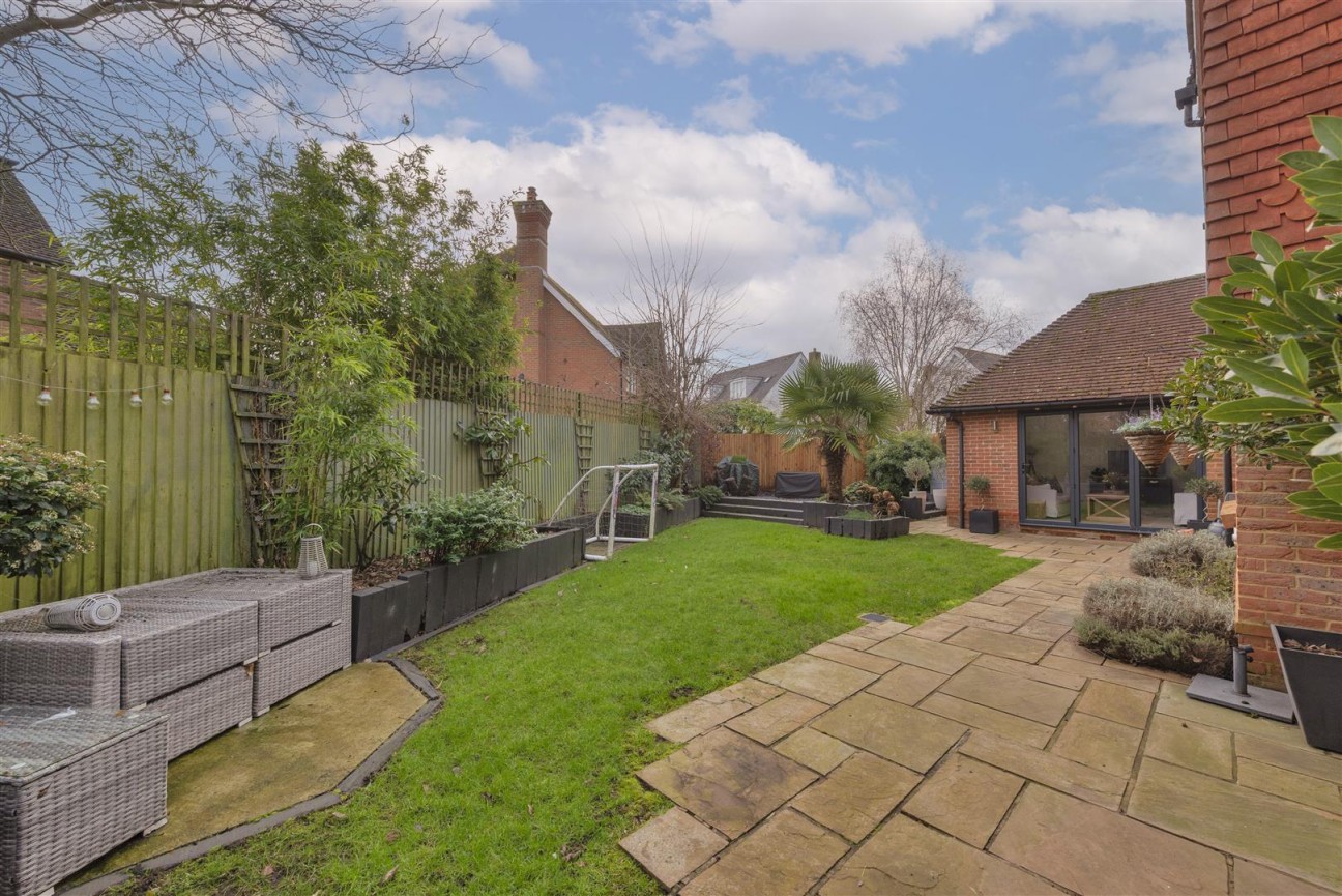 Redwell Grove, Kings Hill, ME19 4BU