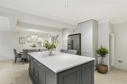 Redwell Grove, Kings Hill, ME19 4BU