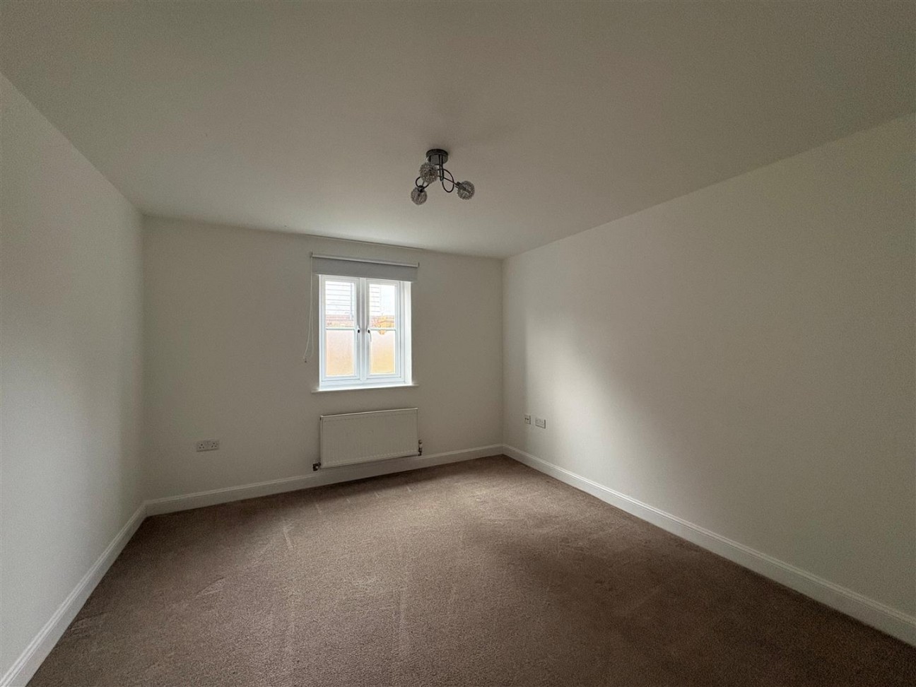 23 Amber Lane, Kings Hill, ME19 4FT