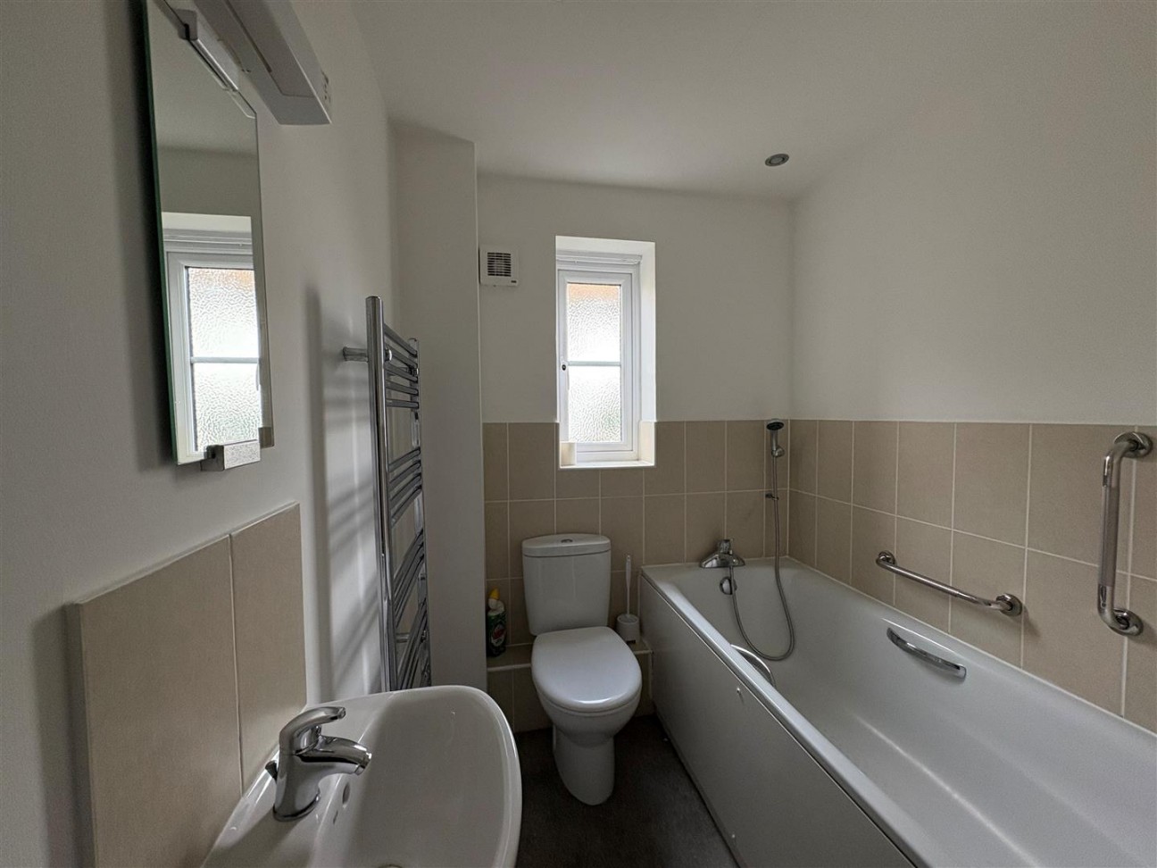 23 Amber Lane, Kings Hill, ME19 4FT