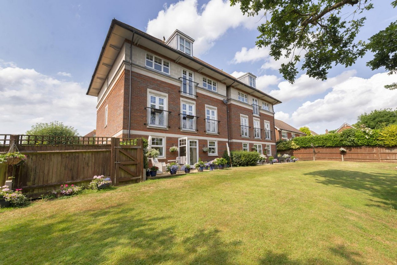 Admiral Way, Kings Hill, ME19 4EQ