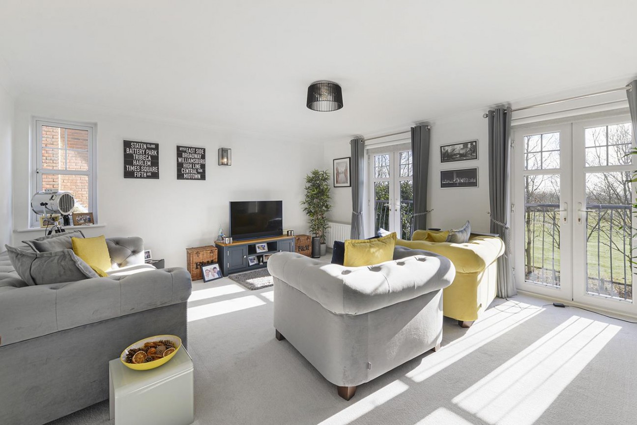 Admiral Way, Kings Hill, ME19 4EQ