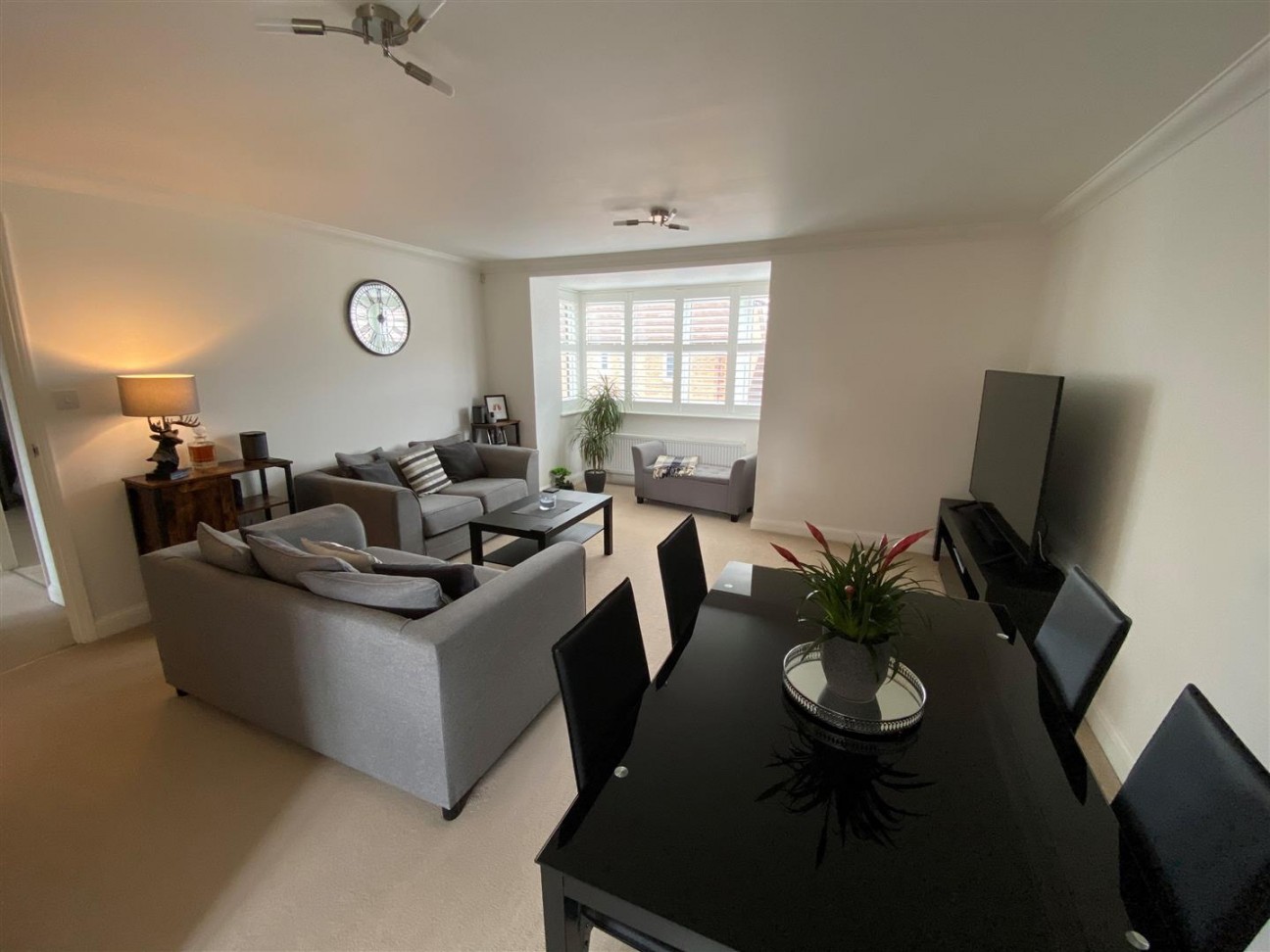 Sandow Place, Kings Hill