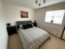 Sandow Place, Kings Hill