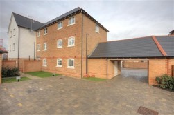 Sandow Place, Kings Hill