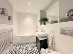 Avion Gardens, Kings Hill, ME19 4RH