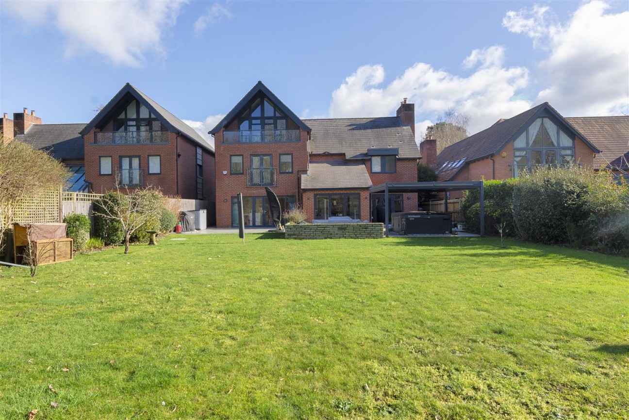 Woodland Gate Walk, Leybourne, West Malling