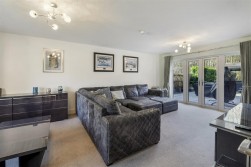 Woodland Gate Walk, Leybourne, West Malling