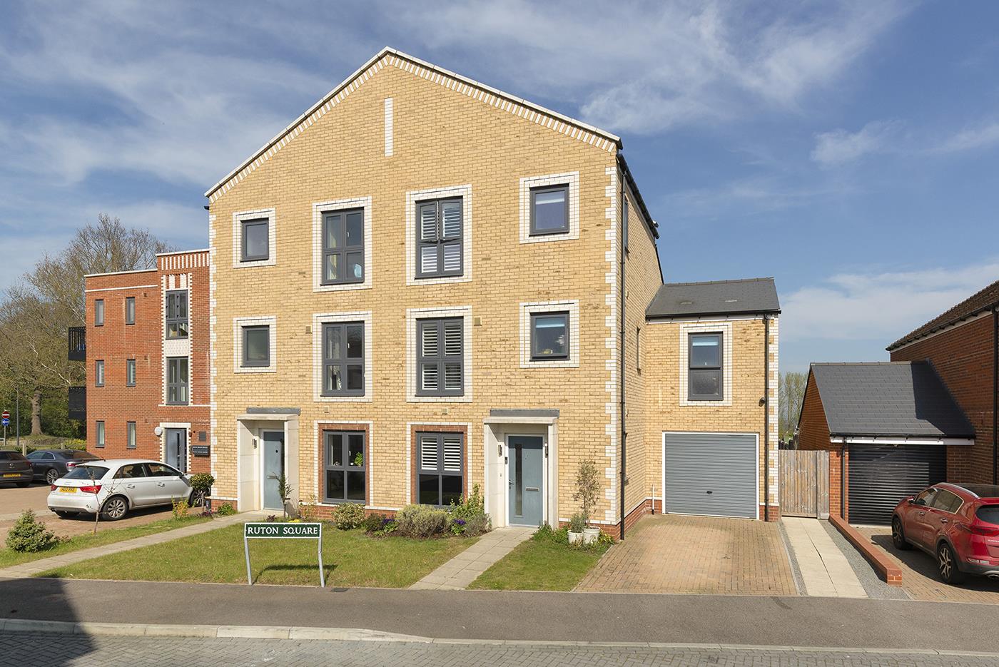 Ruton Square, Kings Hill, ME19 4SH