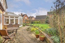 Chestnut Close, Kings Hill, West Malling