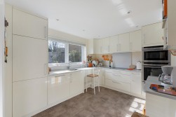 Chestnut Close, Kings Hill, West Malling