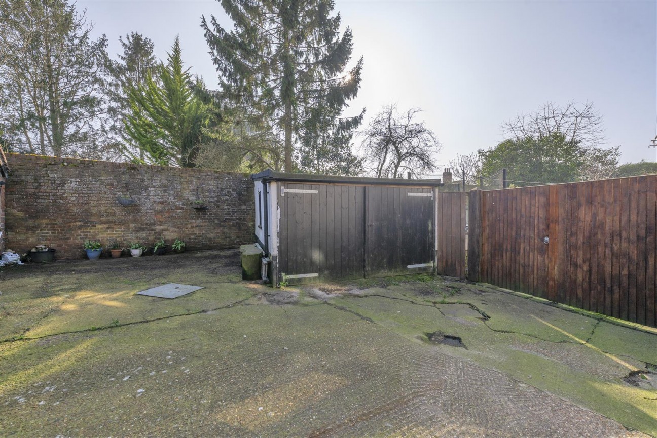 The Old Post Office, Wrotham, TN15 7AD