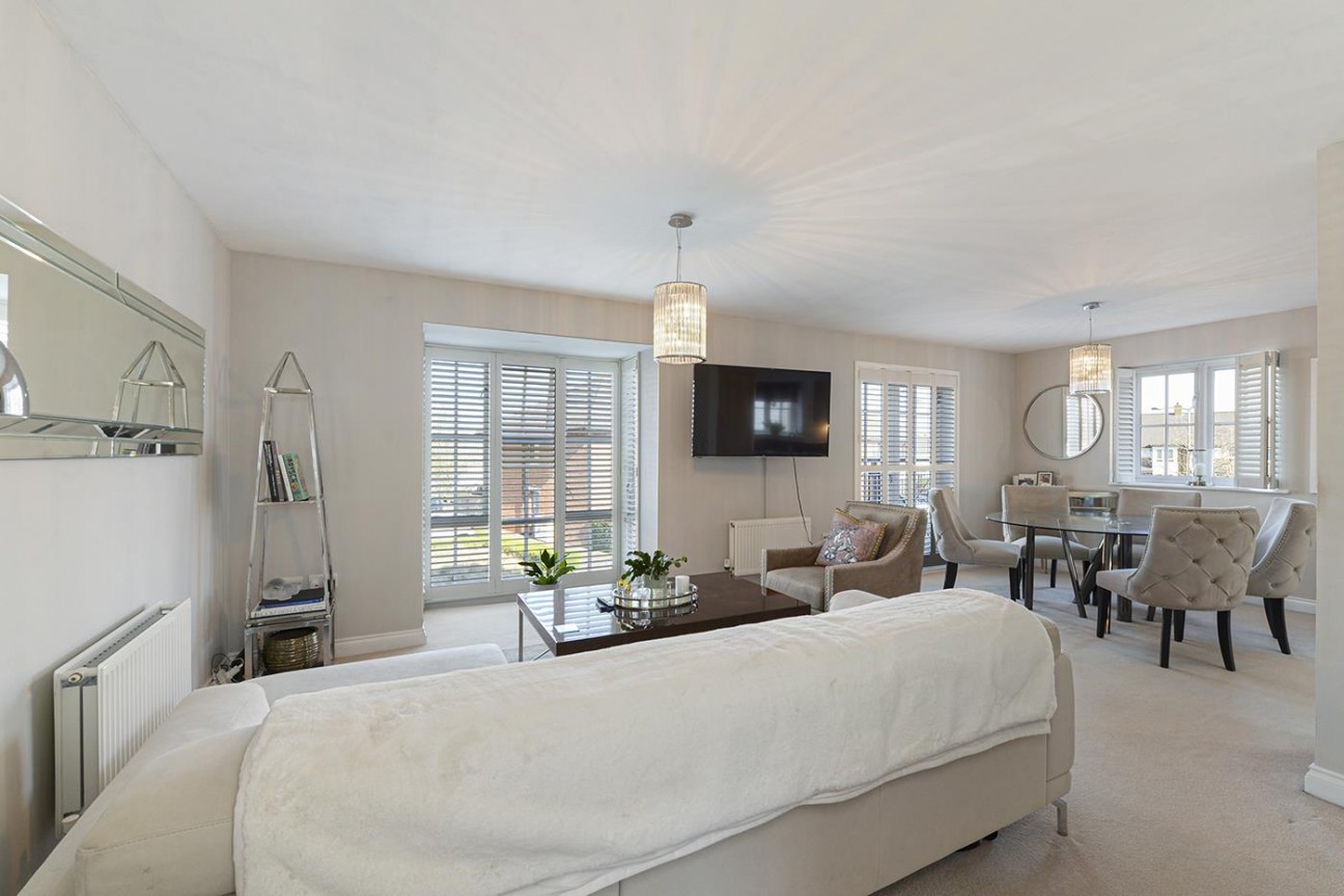 Queen Street, Kings Hill, ME19 4JP