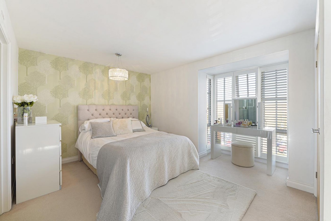 Queen Street, Kings Hill, ME19 4JP