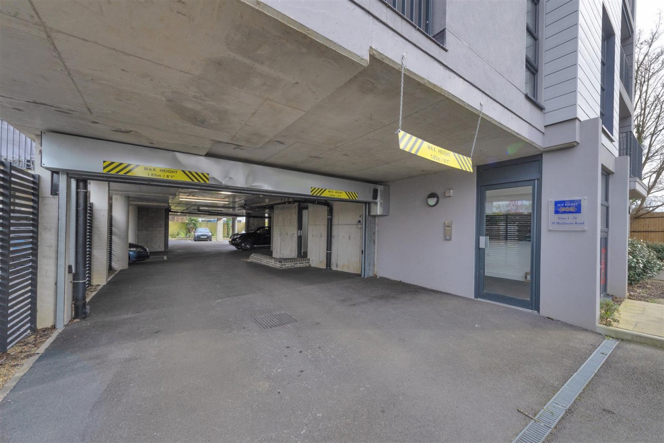 Maidstone Road, Paddock Wood, Tonbridge