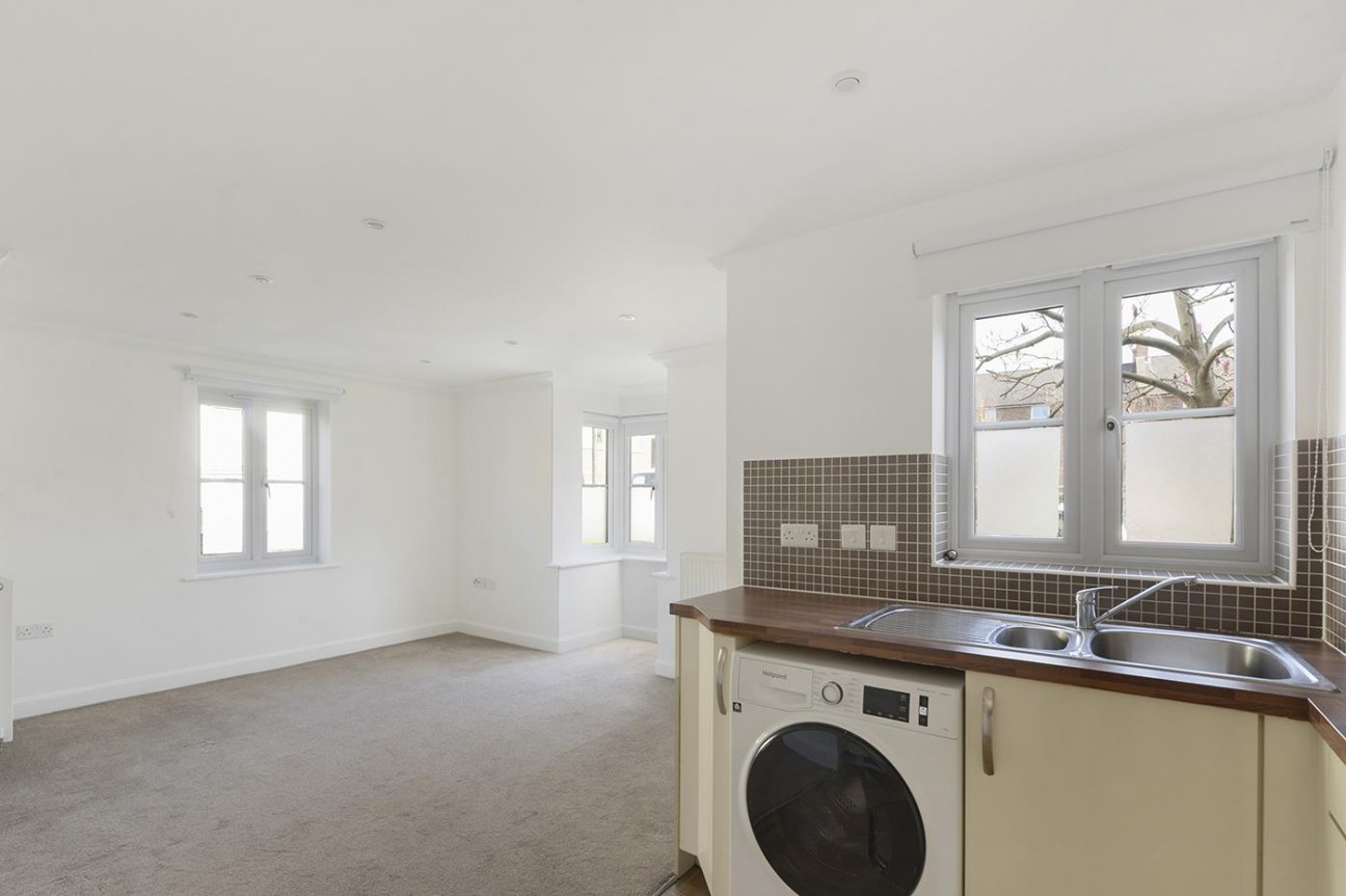 Amber Lane, Kings Hill, ME19 4FT