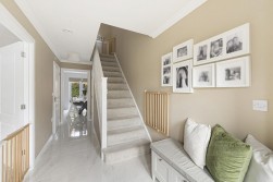 Beacon Avenue, Kings Hill, West Malling