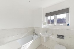 Beacon Avenue, Kings Hill, West Malling