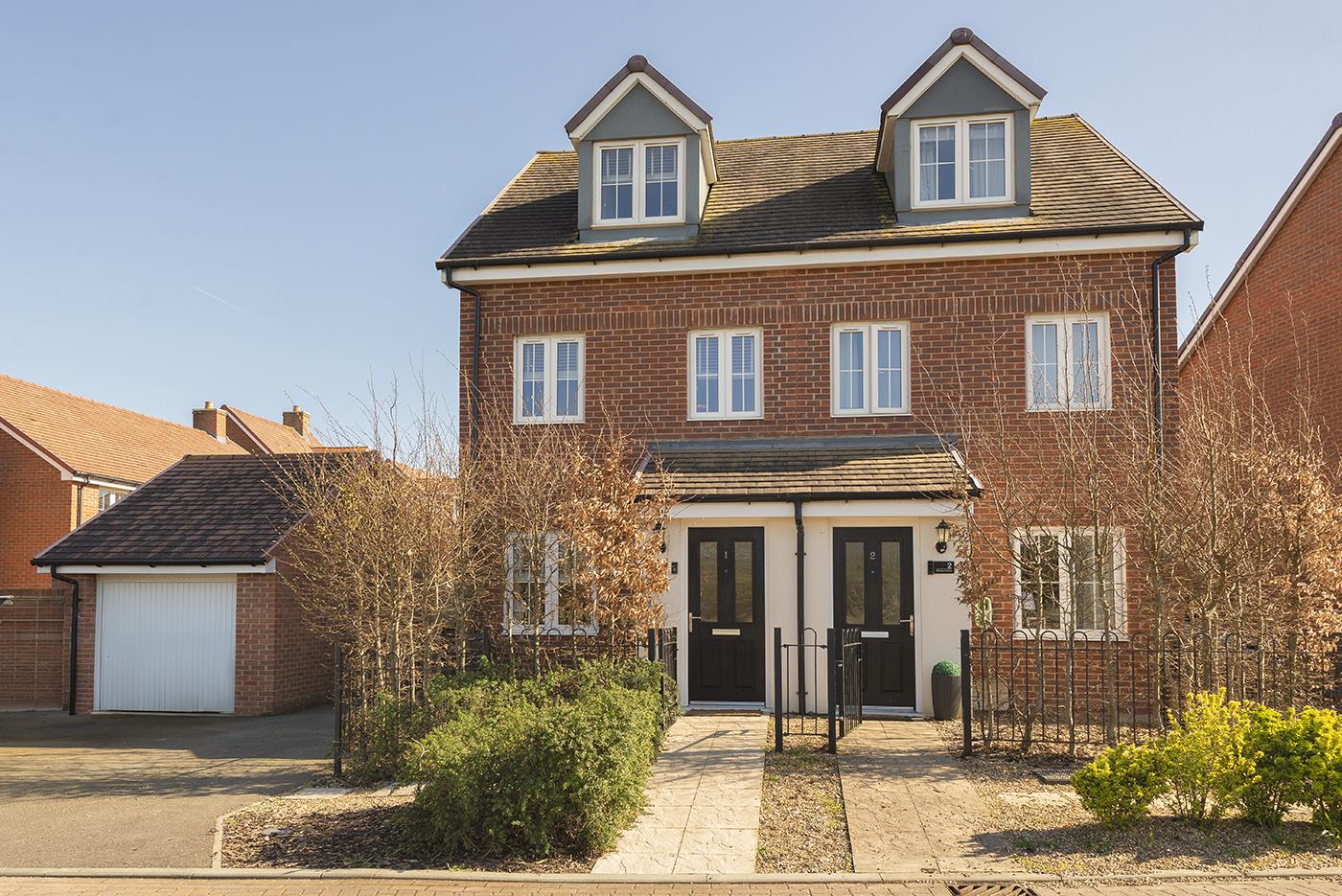 Bloxham Avenue, Paddock Wood