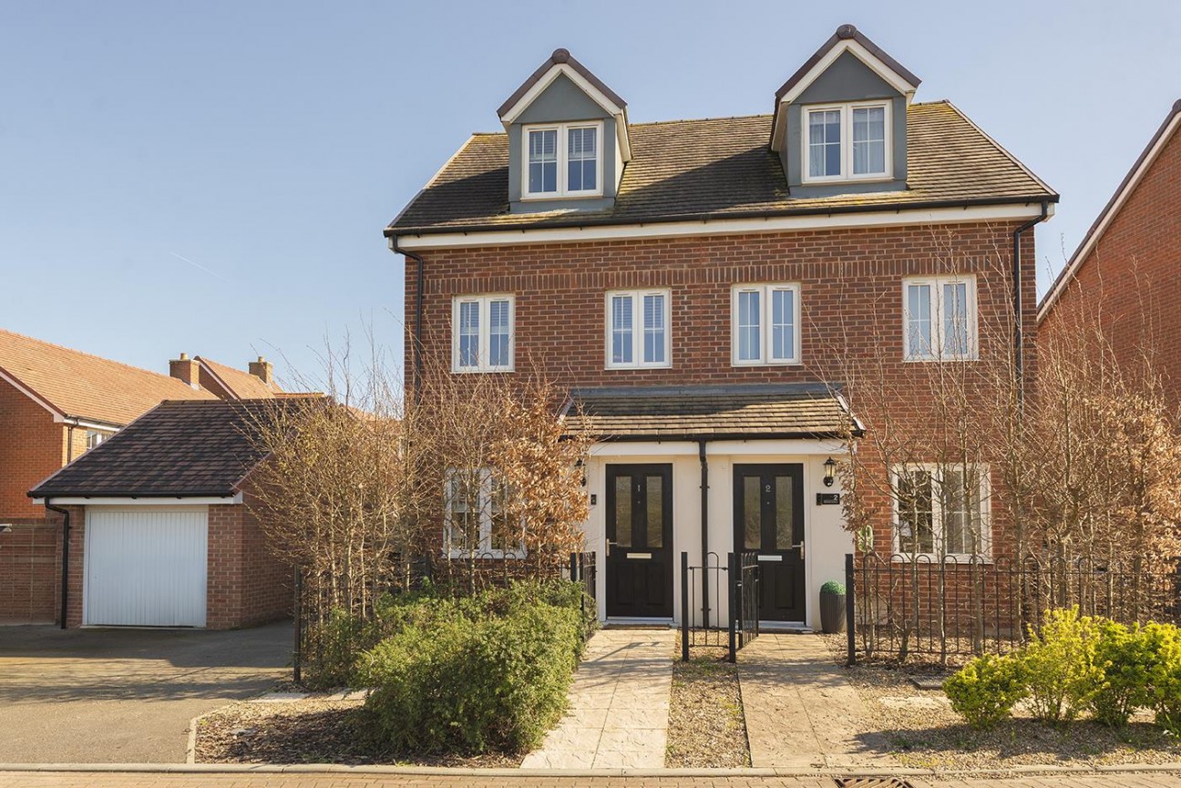 Bloxham Avenue, Paddock Wood